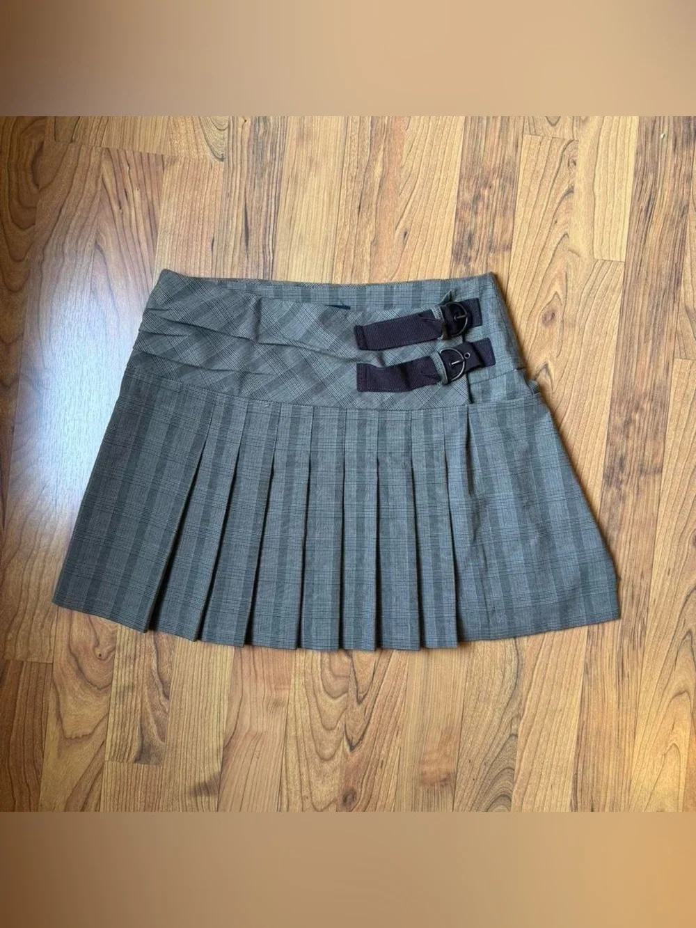 VTG Y2K Grey‎ Plaid Pleated Skirt Made in Italy by Class